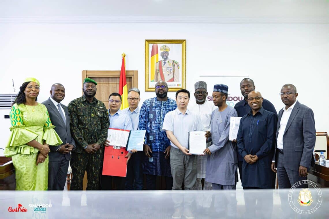 Guinée – Quatre routes nationales seront reconstruites dans le cadre du programme Simandou 2040